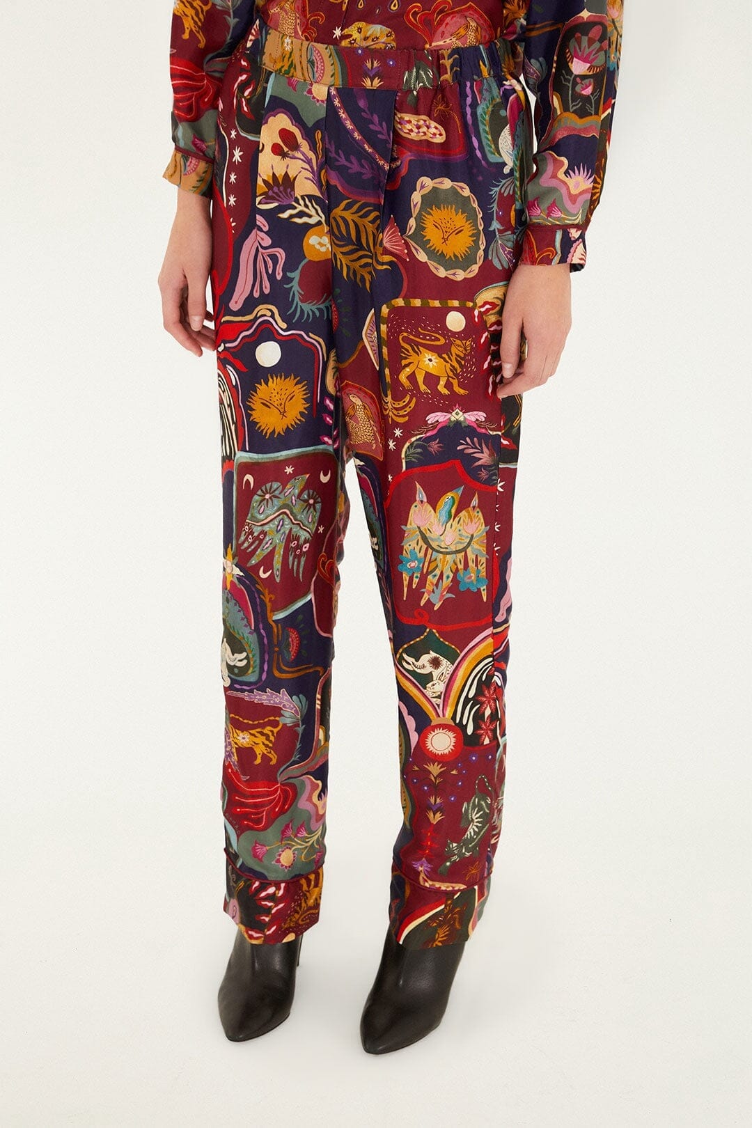 Multicolor Artsy Surreal Land Lenzing™ Ecovero™ Viscose Pants